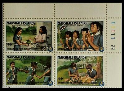 126.marshall Islands 1986 Setenant Stamp Girl Guides Movement . Mnh
