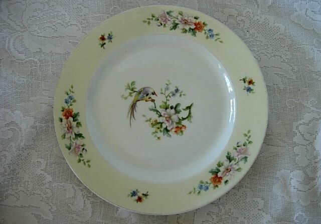 Antique 1920's HEINRICH Songbird Plate - Made in Bavaria.Germany