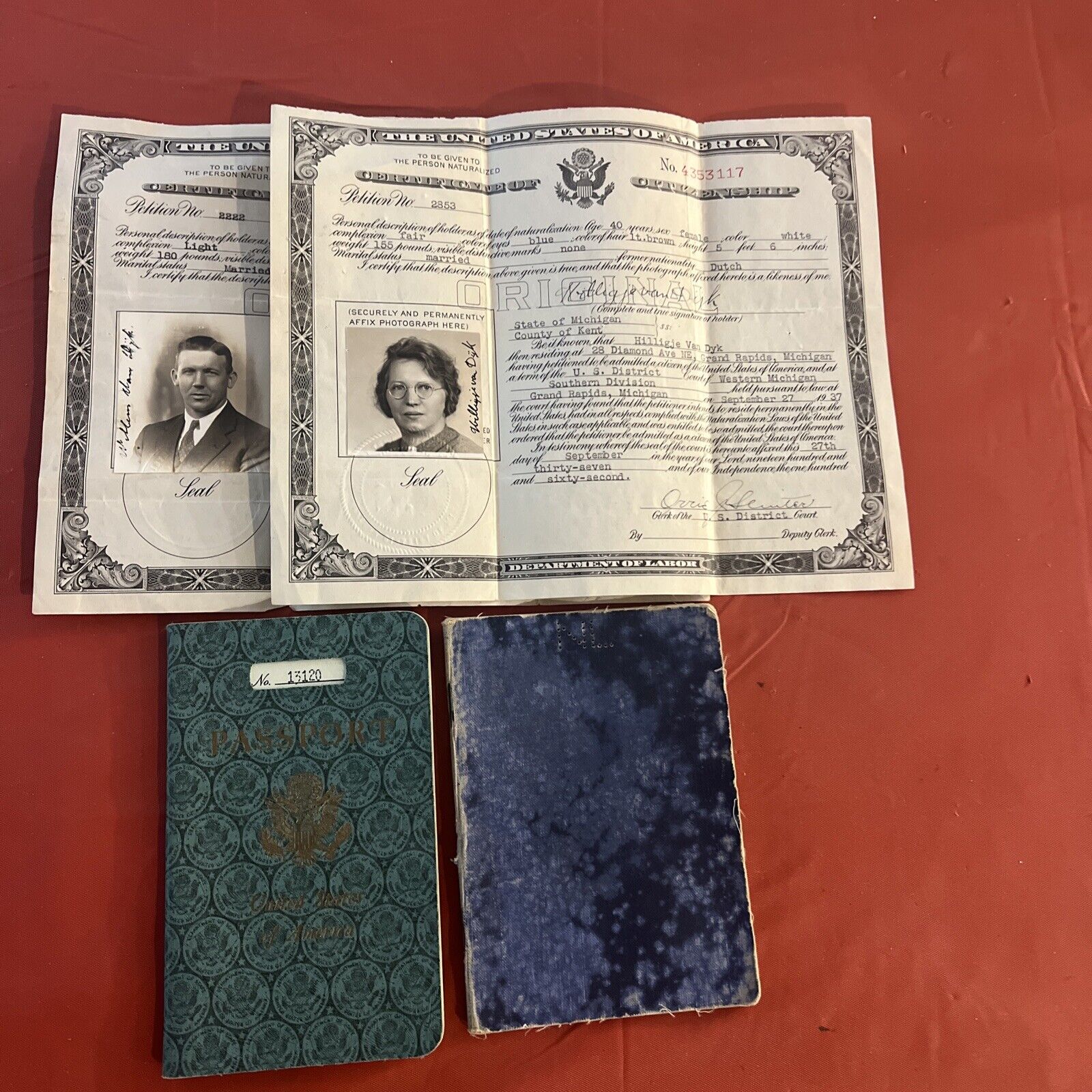 Vintage Certificates Of Citizenship & Passports Netherlands 1929-50