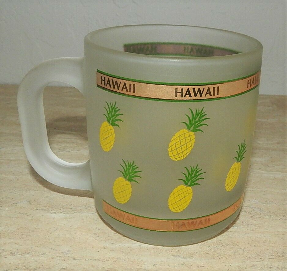 Hawaii Frosted Glass Coffee Mug Pineapple Accents & Gold "hawaii" Bands Canada