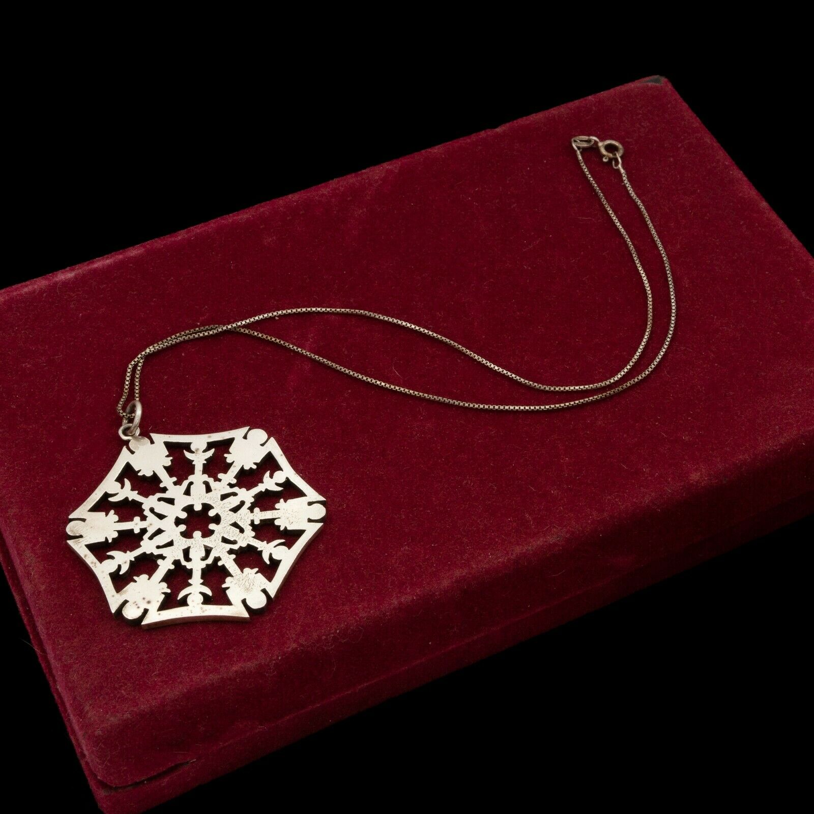 Vintage Designer Sterling Silver Large Snowflake Pendant Chain Necklace 20.4g
