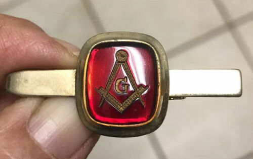 Freemason Masonic Ruby Red & Gold Tone Tie Clip